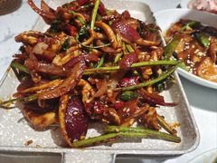 -关东小磨东北菜(漕河泾印象城店)