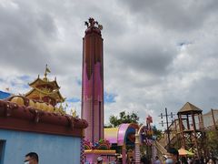 -七彩云南欢乐世界