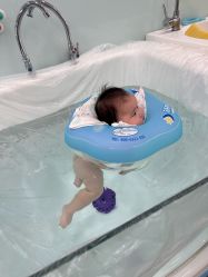 -鱼乐贝贝婴幼儿水育馆(高桥红坊店)