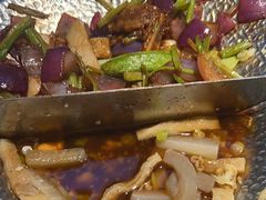 -小鱼小牛·鱼牛干锅·脆鱼火锅(世欧广场店)