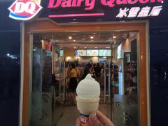 门面-DQ·蛋糕·冰淇淋(浦江欢乐颂店)