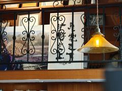 -彳亍咖啡·这里(水湾路店)