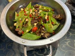 -湖南人家湘菜馆(镇江路店)