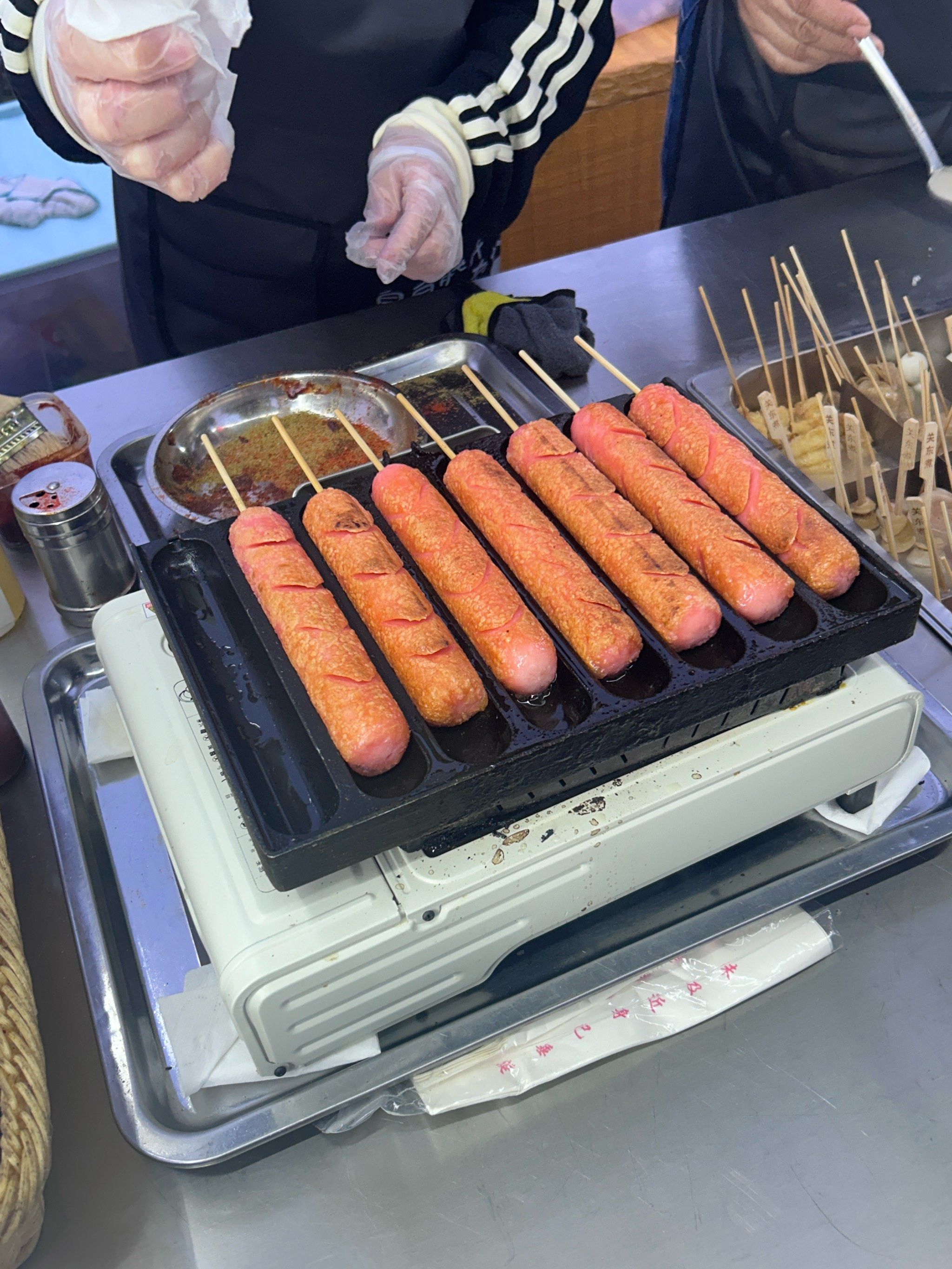 路边摊的淀粉肠最香