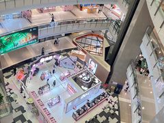 -上海来福士广场