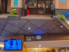 门面-潮庭港式茶餐厅·熊仔奶茶(同济广场店)