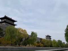 -城墙带状公园-大同古城墙广场停车场