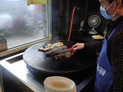 -炙热童年·老北京炙子烤肉(南锣鼓巷店)