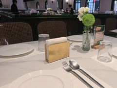 -静香HOUSE·全时段融合餐厅(七星欢乐颂店)