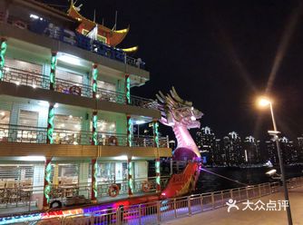 乘上浦江游船，上海人户籍立刻会被开除