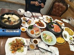 -青瓦餐厅·生鱼片·韩园烤肉(西塔店)