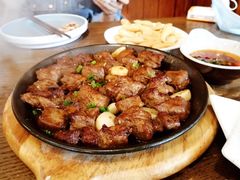 炉火盘烤梅肉-鲜小岛·铜锅涮肉