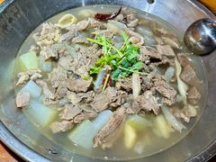 -大众跷脚牛肉馆·非遗传承单位(峨眉山店)