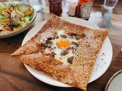 鸡蛋蘑菇熏肉荞麦可丽饼-RAC BAR(安福路店)