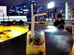 -The ROOF (通盈中心店)