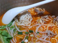 -魔都三兄弟酸辣粉·蘸卤炸串(虹桥万科店)