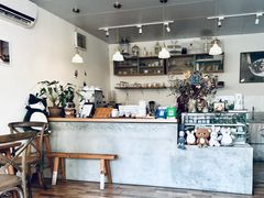 -In Cafe隐食研室