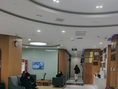 -雅悦齿科(顾村公园店)