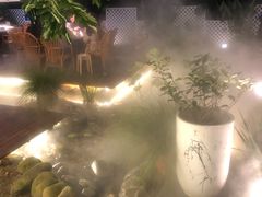 -墨居上隐·院子里火锅(峨眉店)