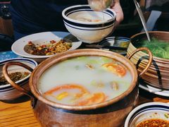 -蜗牛的家旅行主题云南菜餐厅.小酒馆(护国寺店)