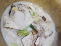 -滇香肴·云南菜蒸汽石锅鱼(云南北路店)
