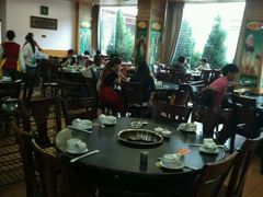大堂-东巴谷野生菌火锅餐厅