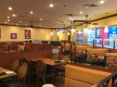 大堂-萨莉亚意式餐厅(新洲家乐福店)