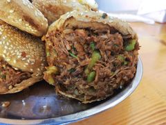 烧饼夹坛子肉-昌顺马记小吃店(昌盛园店)
