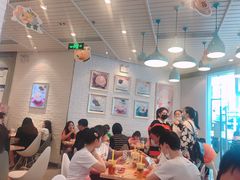 大堂-满记甜品(荟聚购物中心店)