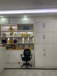 -Bollins波林丝•专研护发中心