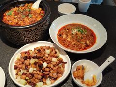 -万重锦·人文川菜馆(骡马市店)