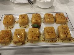 -鑫巴蜀小镇 · 水煮鱼专研店(玉桥店)