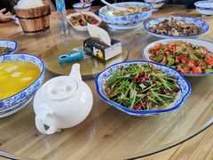 鸭脚板烧腊肉-瑶河山里菜