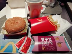 -麦当劳(江湾镇店)