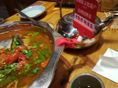 -老凯俚酸汤鱼(鸿通城店)