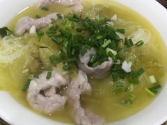 特色野山椒米线-巴鑫田姐米线(巴南万达店)