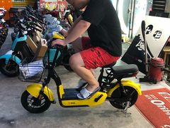 -雅迪电动车(北艾路店)
