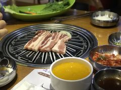 厚切五花肉-老炉家木炭烤肉(长江国际店)