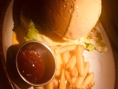 -阿妮叶李(光谷世界城店)