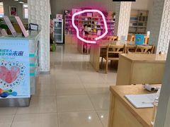 -曹家渡街道图书馆