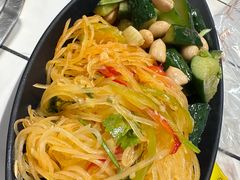 -喜悦小串丹东小黄牛海鲜烧烤大排档(民主广场店)