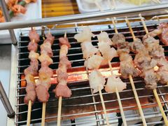 -哈尔滨小酒馆·鲜肉现穿自助烧烤(康新花园店)