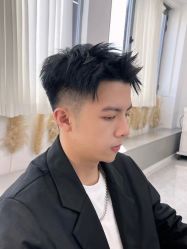 -藤野造型烫发染发