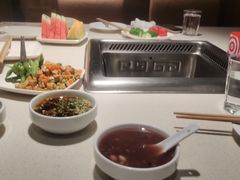 -海底捞火锅鲜切牛肉主题店(长寿路店)