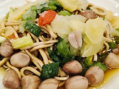 -穿越时尚餐厅(英武中路店)