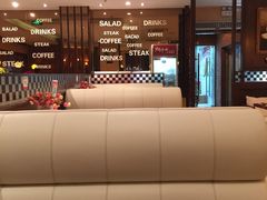 -爱丽丝牛排西餐厅(光谷步行街店)
