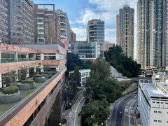 -香港大学