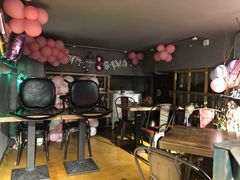 -花食间餐吧(远大购物中心群力店)
