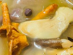 -芸鲜季·云南野生菌餐厅· 云南风物味研社(闵行店)