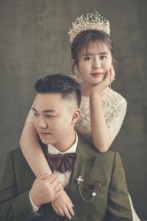 -雪中彩影婚纱摄影·微光艺术中心